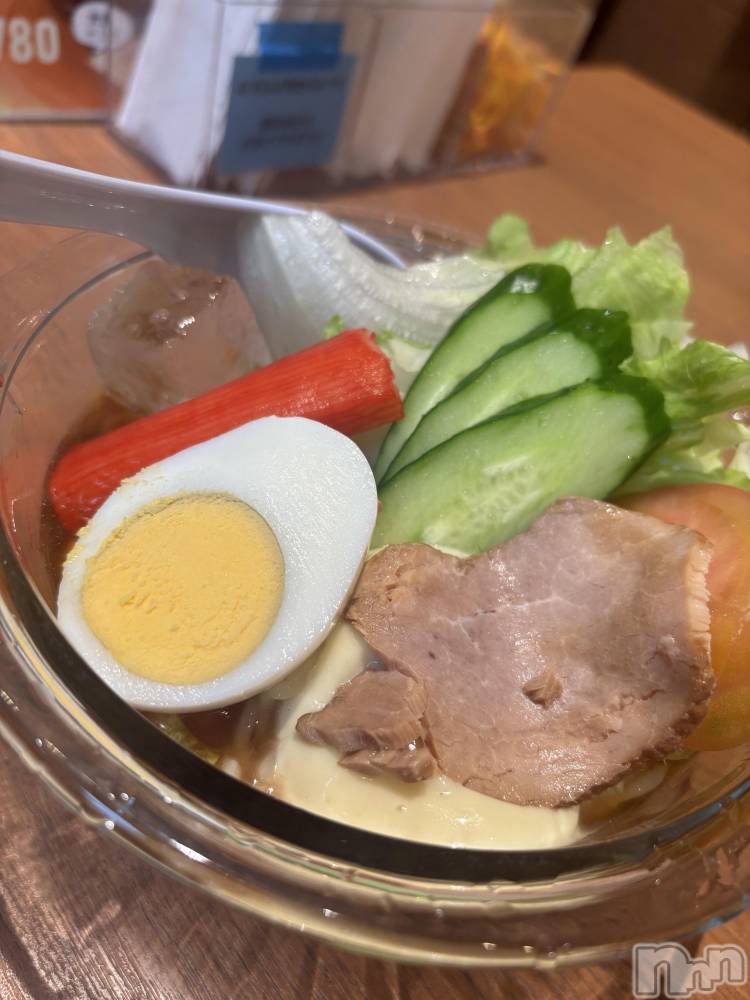 長岡デリヘル長岡人妻市(ナガオカヒトヅマイチ) めい★プルプルの唇とロリ顔(31)の8月3日写メブログ「だいすき」