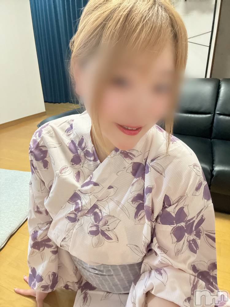 長岡デリヘル長岡人妻市(ナガオカヒトヅマイチ) めい★プルプルの唇とロリ顔(31)の8月3日写メブログ「今夜会えたら」