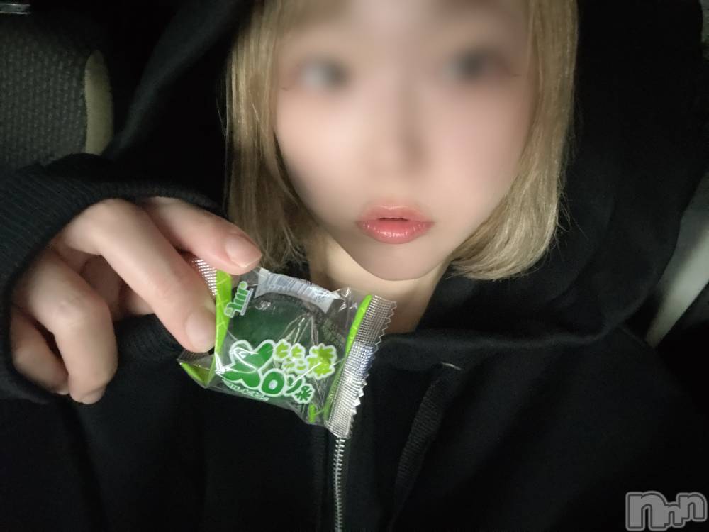 長岡デリヘル長岡人妻市(ナガオカヒトヅマイチ) めい★プルプルの唇とロリ顔(31)の9月18日写メブログ「メロン味だと🍈？」