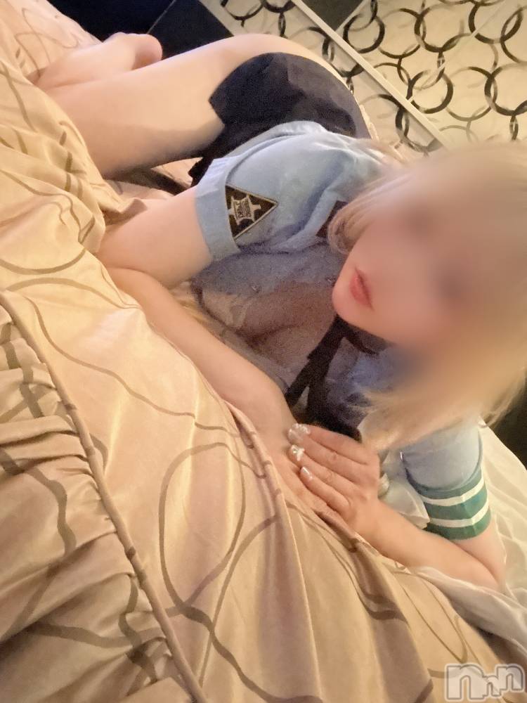 長岡デリヘル長岡人妻市(ナガオカヒトヅマイチ) めい★プルプルの唇とロリ顔(31)の9月18日写メブログ「出勤しました❤️」