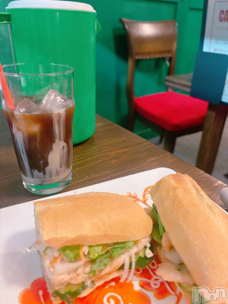 長岡デリヘル長岡人妻市(ナガオカヒトヅマイチ) めい★可愛さ満点。ぎゅっと濃密。(31)の10月14日写メブログ「練乳🍼」