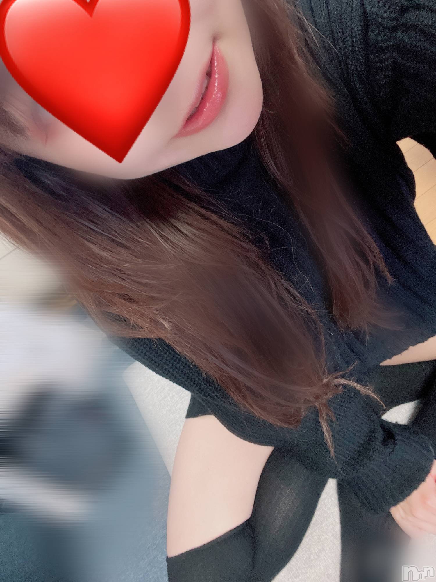 長岡人妻デリヘル長岡人妻市(ナガオカヒトヅマイチ)めい★プルプルの唇&ロリ顔(31)の2024年1月3日写メブログ「むちむちひざまくら」