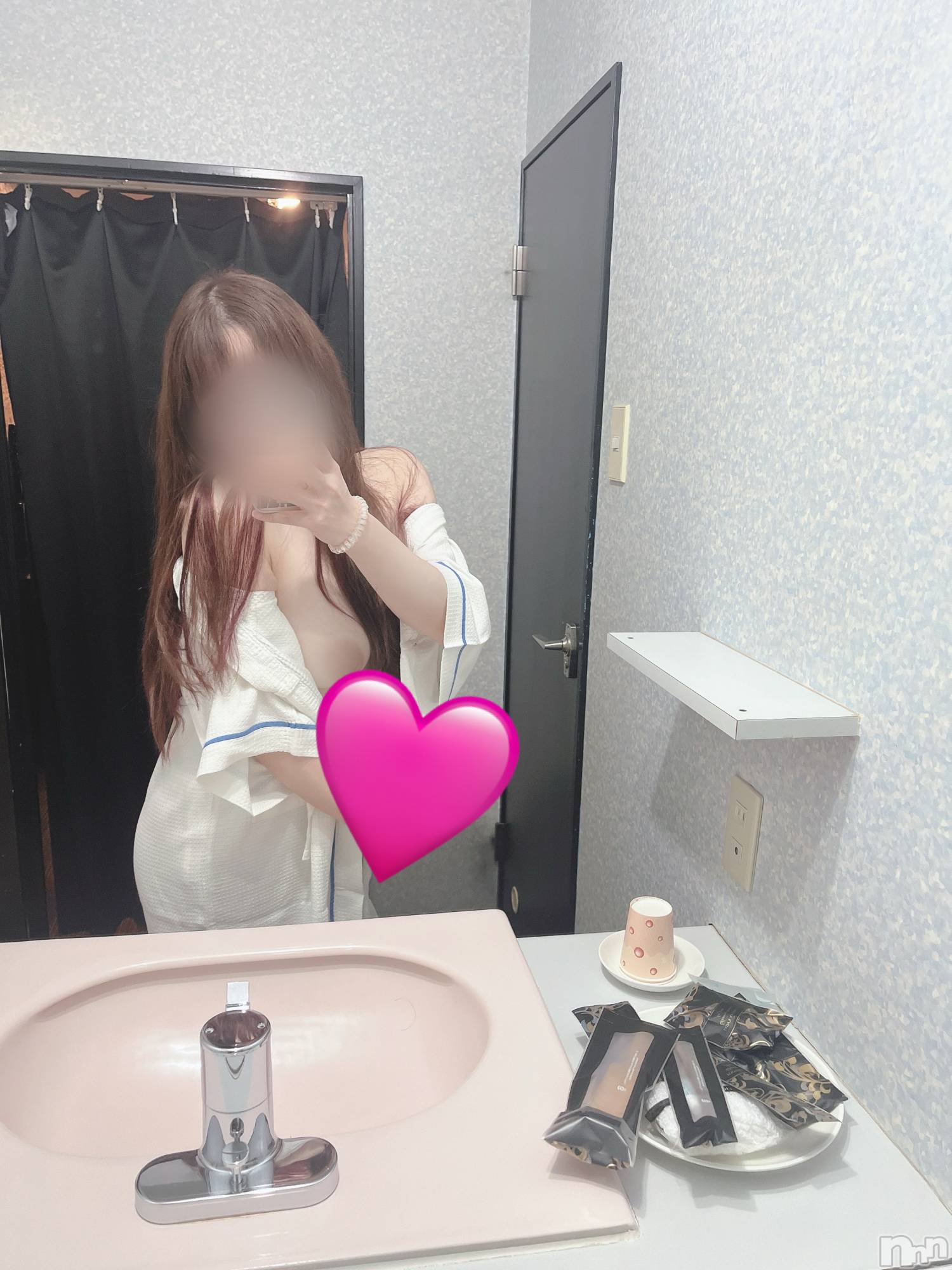 長岡人妻デリヘル長岡人妻市(ナガオカヒトヅマイチ)めい★プルプルの唇&ロリ顔(31)の2024年1月31日写メブログ「オアシス」