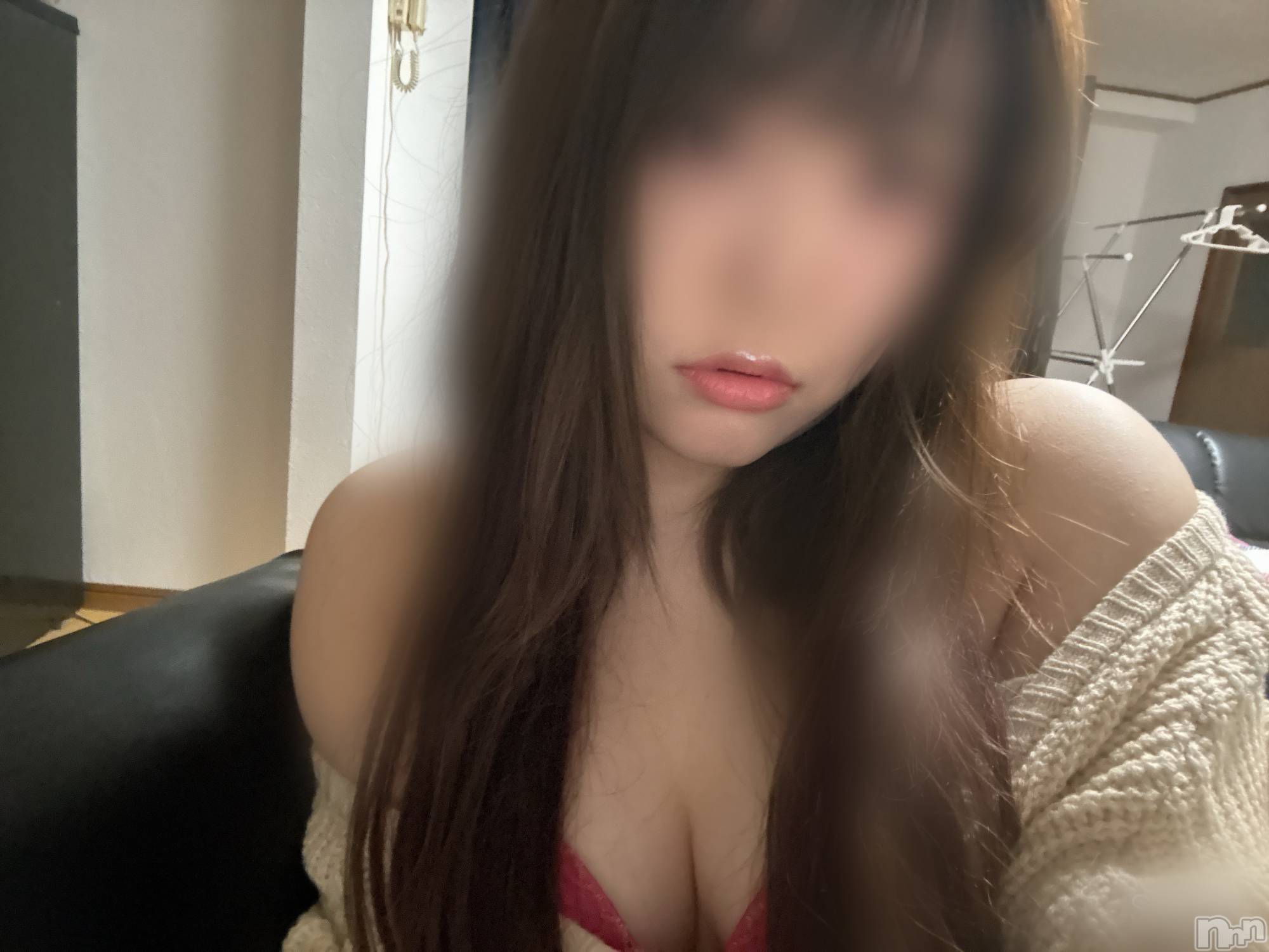 長岡人妻デリヘル長岡人妻市(ナガオカヒトヅマイチ)めい★プルプルの唇&ロリ顔(31)の2024年3月1日写メブログ「たくさんしよ？」