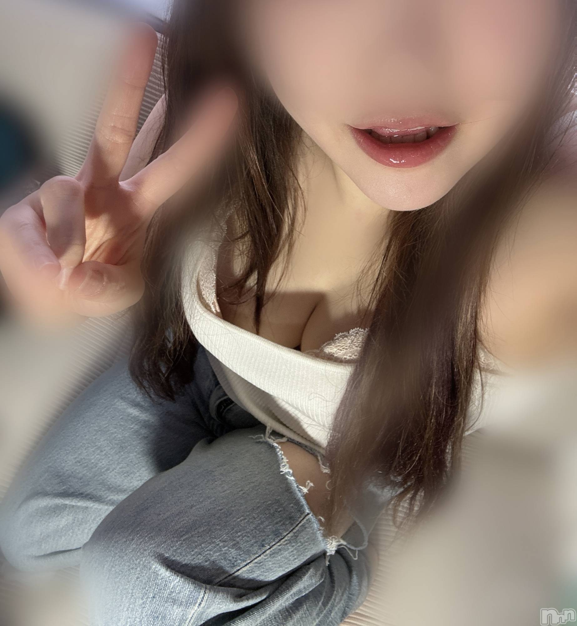 長岡人妻デリヘル長岡人妻市(ナガオカヒトヅマイチ)めい★プルプルの唇&ロリ顔(31)の2024年3月30日写メブログ「げんき❤️」