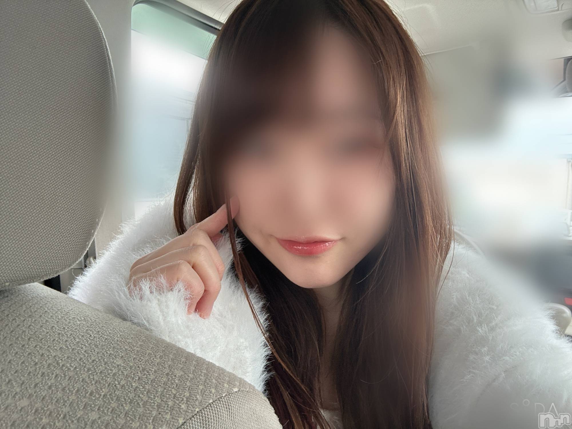 長岡人妻デリヘル長岡人妻市(ナガオカヒトヅマイチ)めい★プルプルの唇&ロリ顔(31)の2024年4月16日写メブログ「いっしょにしよ？///」