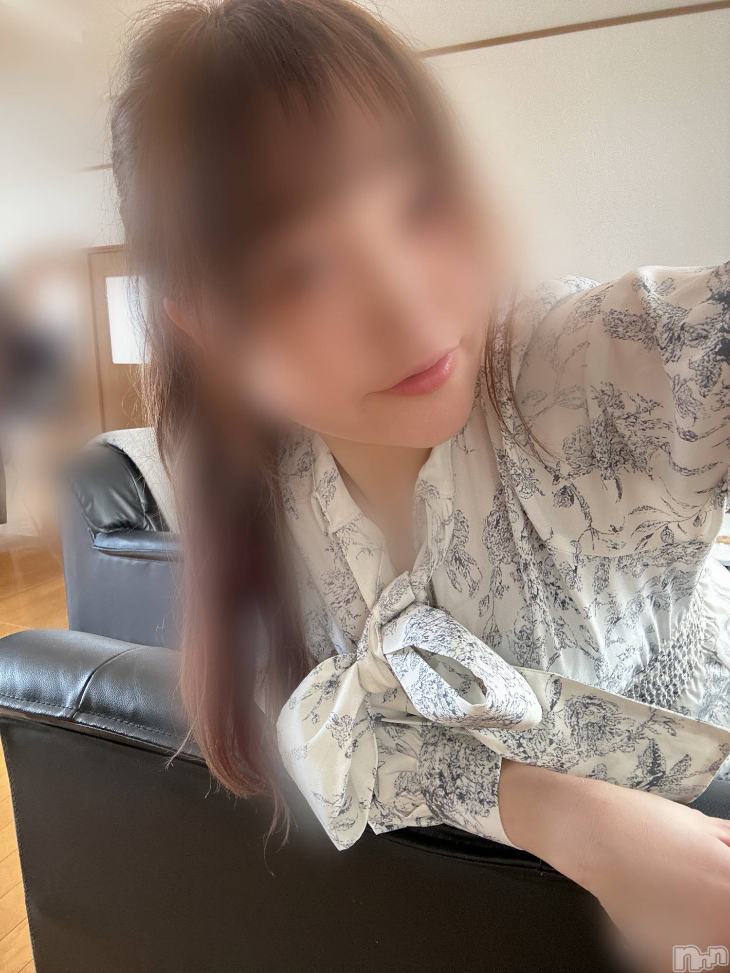 長岡人妻デリヘル長岡人妻市(ナガオカヒトヅマイチ)めい★プルプルの唇&ロリ顔(31)の2024年5月1日写メブログ「おはよう～」
