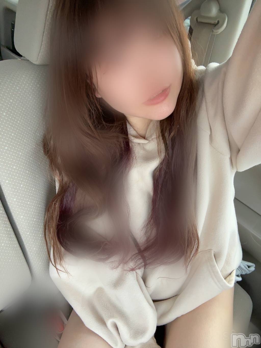 長岡人妻デリヘル長岡人妻市(ナガオカヒトヅマイチ)めい★プルプルの唇&ロリ顔(31)の2024年5月11日写メブログ「甘々カスタムの沼」