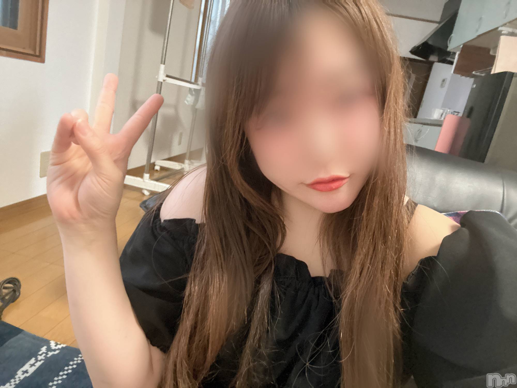 長岡人妻デリヘル長岡人妻市(ナガオカヒトヅマイチ)めい★プルプルの唇&ロリ顔(31)の2024年6月1日写メブログ「こんばんは❤️」