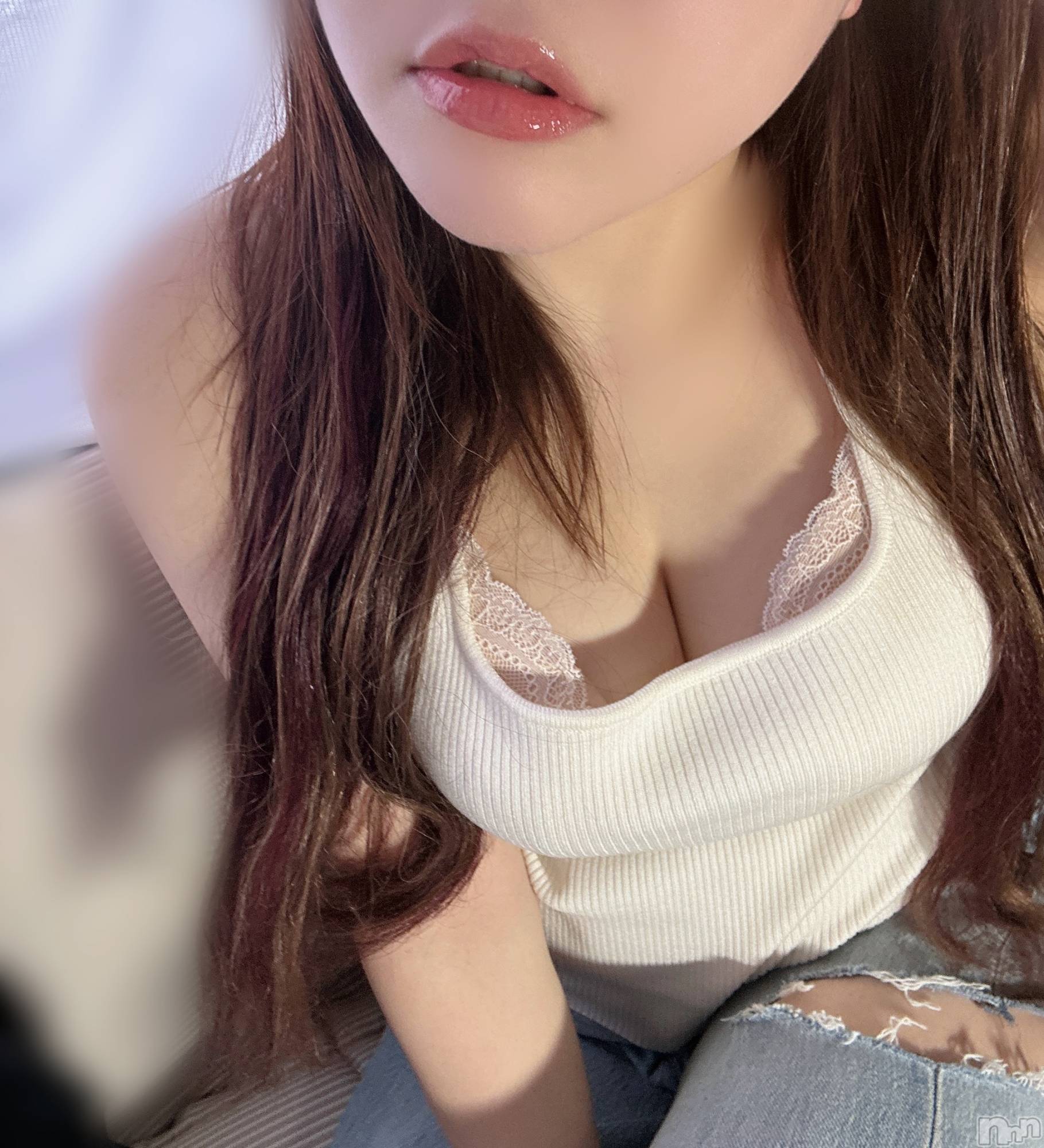 長岡人妻デリヘル長岡人妻市(ナガオカヒトヅマイチ)めい★プルプルの唇&ロリ顔(31)の2024年6月20日写メブログ「人妻に◯されたい」