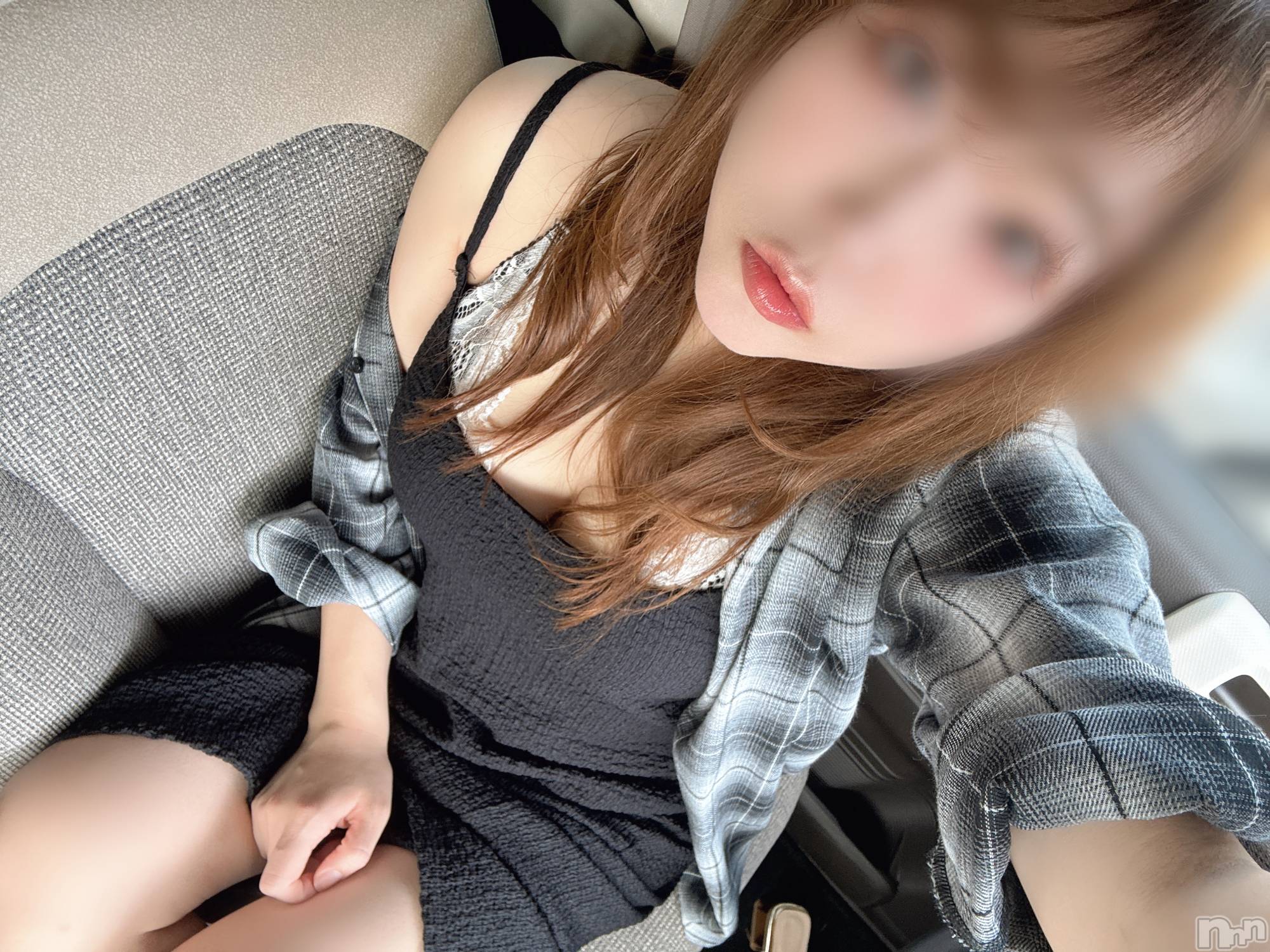 長岡人妻デリヘル長岡人妻市(ナガオカヒトヅマイチ)めい★プルプルの唇&ロリ顔(31)の2024年10月14日写メブログ「運転下手でも」