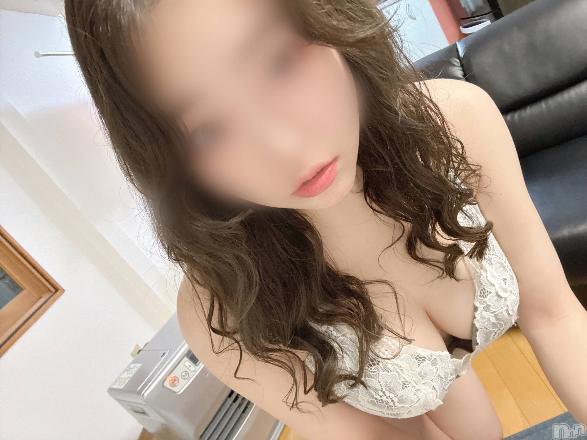 長岡人妻デリヘル長岡人妻市(ナガオカヒトヅマイチ)めい★プルプルの唇&ロリ顔(31)の2024年12月23日写メブログ「生存本能」