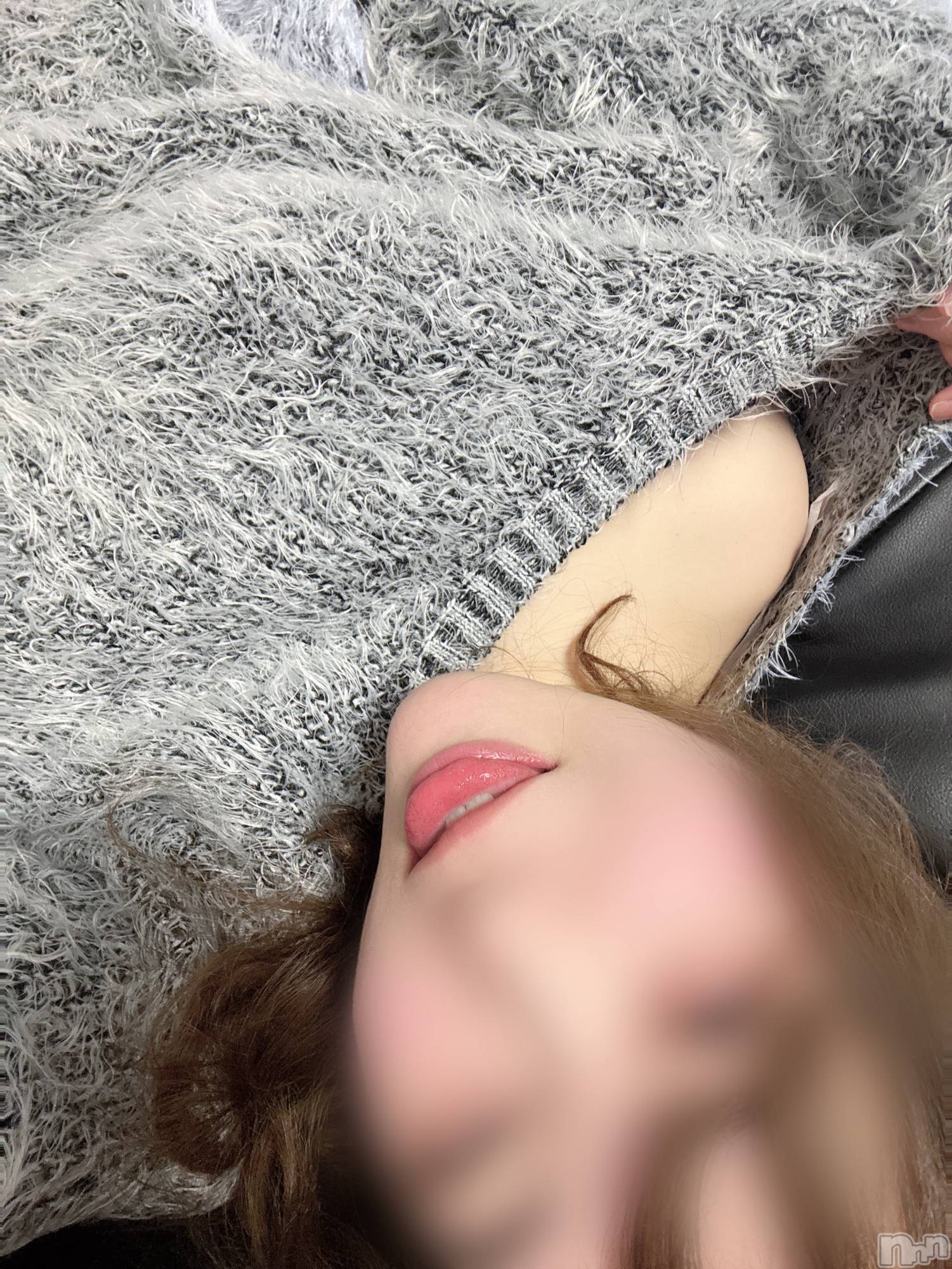長岡人妻デリヘル長岡人妻市(ナガオカヒトヅマイチ)めい★プルプルの唇&ロリ顔(31)の2025年2月10日写メブログ「ねえこれから」
