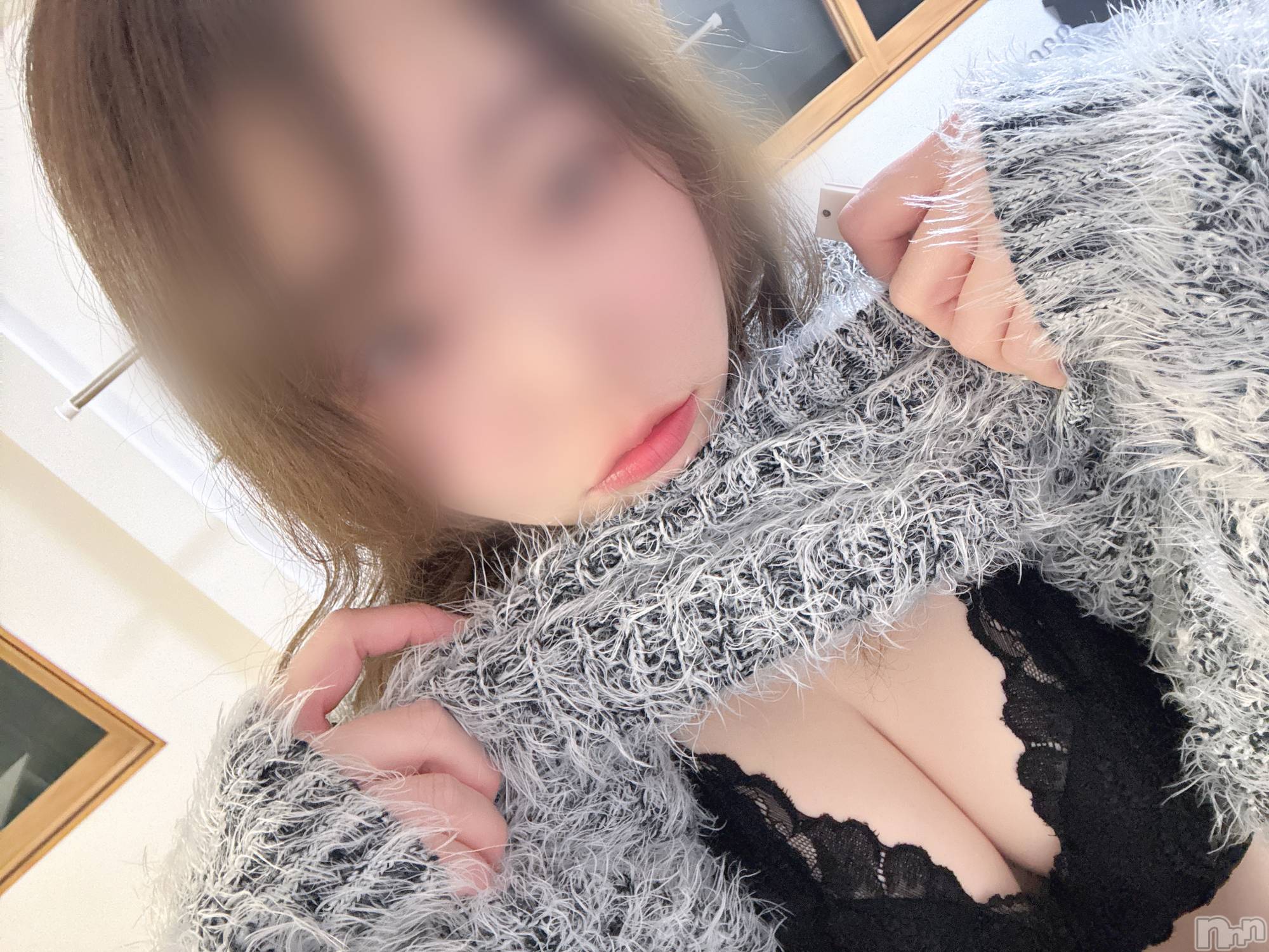 長岡人妻デリヘル長岡人妻市(ナガオカヒトヅマイチ)めい★プルプルの唇&ロリ顔(31)の2025年2月15日写メブログ「大人はしちゃだめらしいけど」