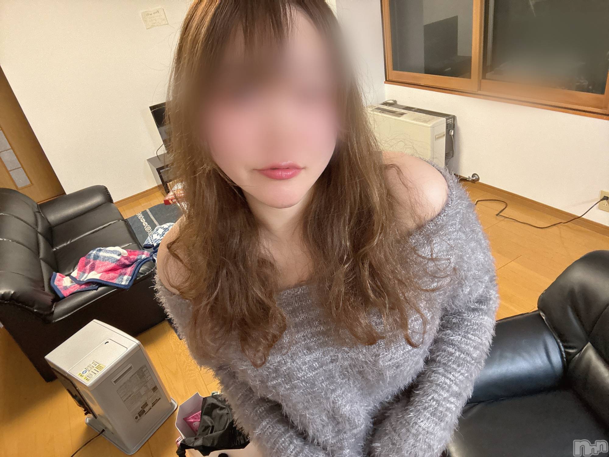 長岡人妻デリヘル長岡人妻市(ナガオカヒトヅマイチ)めい★プルプルの唇&ロリ顔(31)の2025年2月19日写メブログ「じゃん❤️」