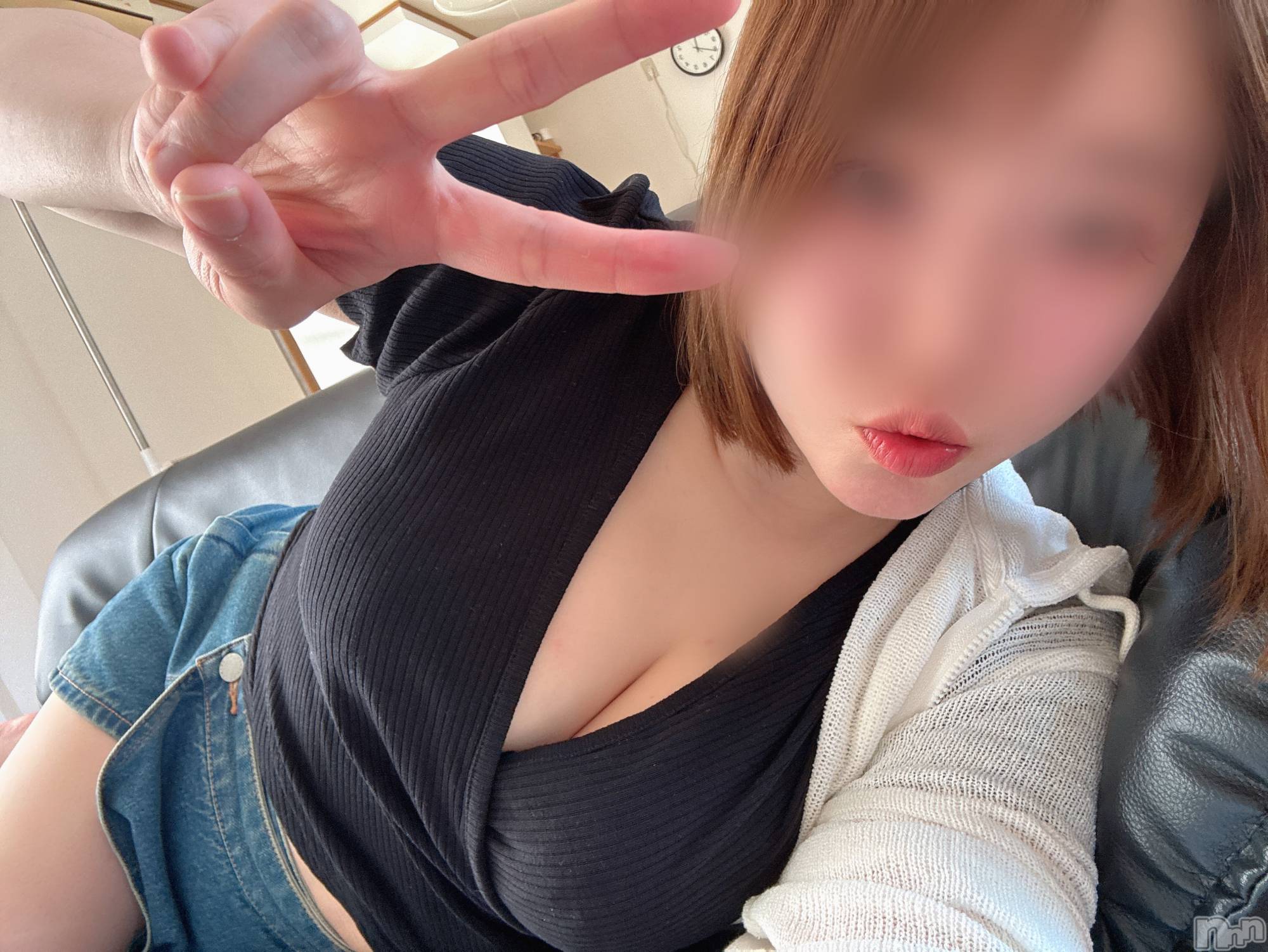 長岡人妻デリヘル長岡人妻市(ナガオカヒトヅマイチ)めい★プルプルの唇&ロリ顔(31)の2025年4月28日写メブログ「えちえち」