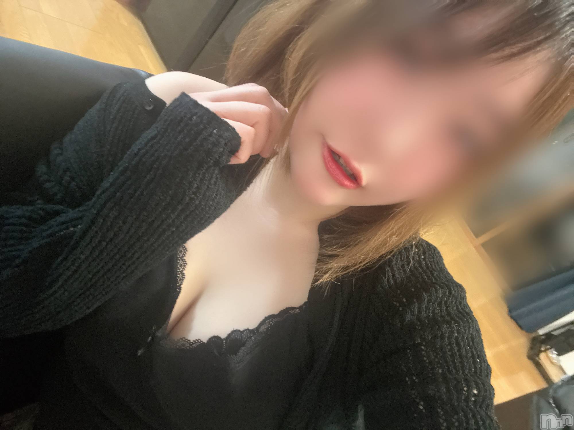 長岡人妻デリヘル長岡人妻市(ナガオカヒトヅマイチ)めい★プルプルの唇&ロリ顔(31)の2025年5月17日写メブログ「抱いて❤️」