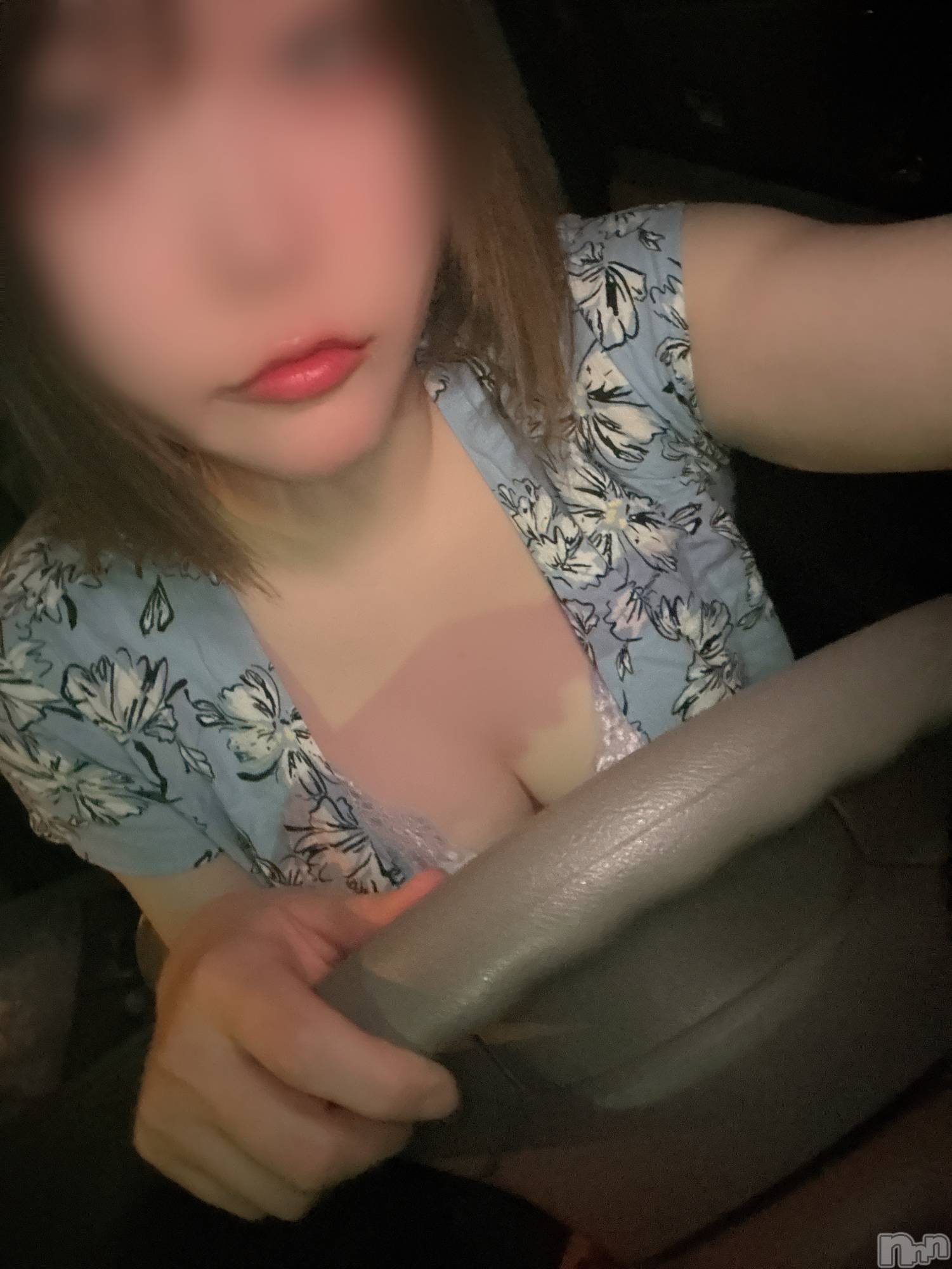 長岡人妻デリヘル長岡人妻市(ナガオカヒトヅマイチ)めい★プルプルの唇&ロリ顔(31)の2025年5月19日写メブログ「出勤しました🙋‍♀️❤️」