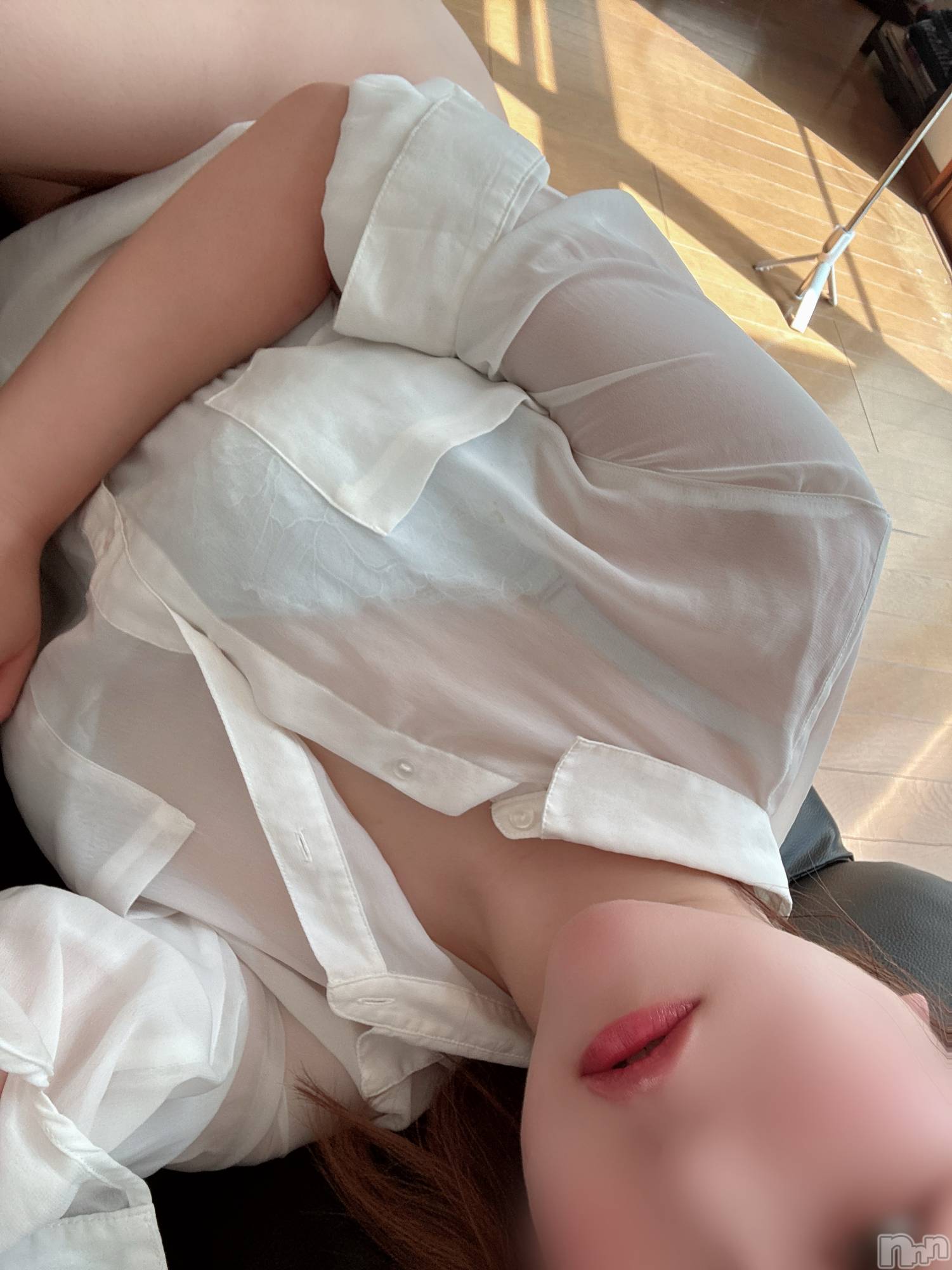 長岡人妻デリヘル長岡人妻市(ナガオカヒトヅマイチ)めい★プルプルの唇&ロリ顔(31)の2025年6月10日写メブログ「寝てるとき以外ねむい」