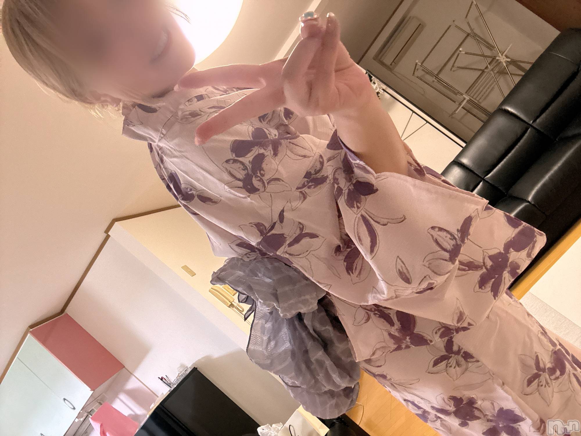 長岡人妻デリヘル長岡人妻市(ナガオカヒトヅマイチ)めい★プルプルの唇&ロリ顔(31)の2025年8月4日写メブログ「ばたばたばた」