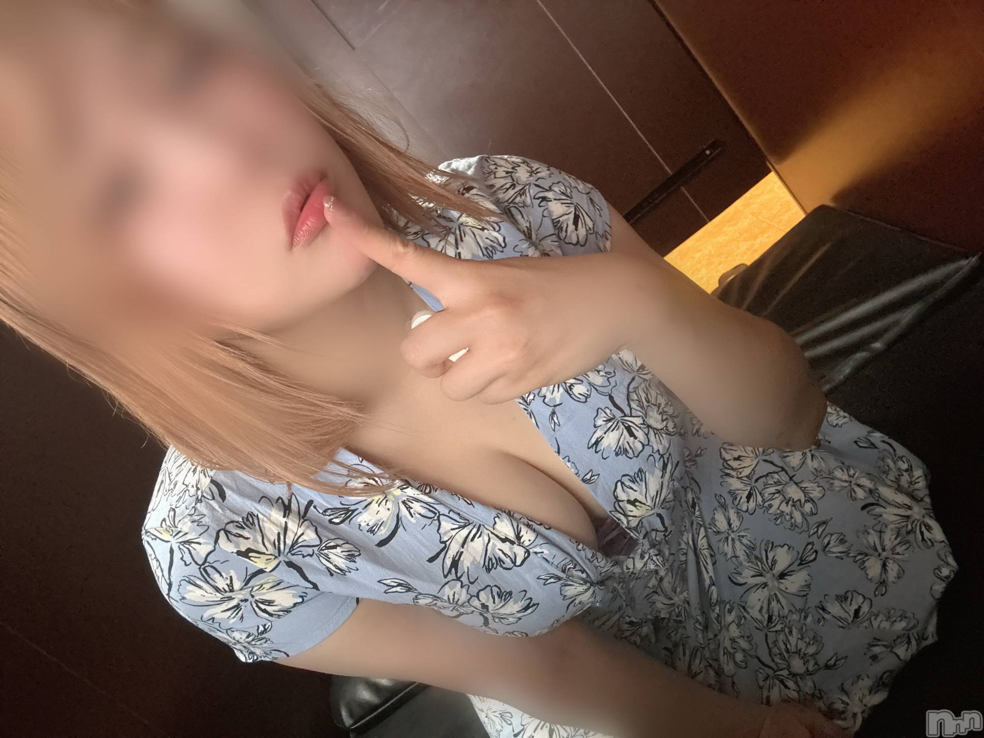 長岡デリヘル長岡人妻市(ナガオカヒトヅマイチ)めい★プルプルの唇&ロリ顔(31)の2025年8月5日写メブログ「夜もめいです❤️」
