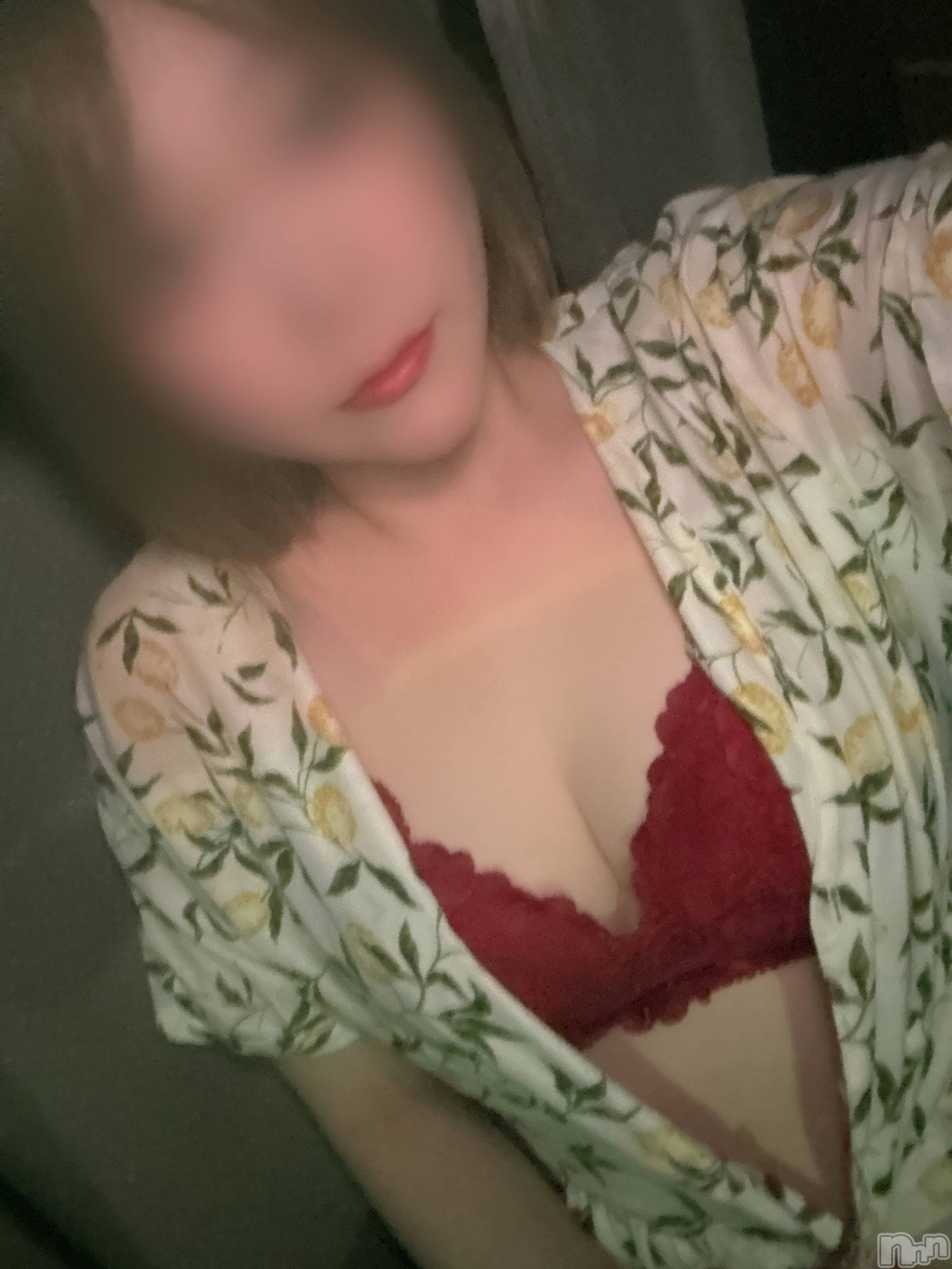 長岡デリヘル長岡人妻市(ナガオカヒトヅマイチ)めい★プルプルの唇&ロリ顔(31)の2025年8月14日写メブログ「呼んでくれたらすぐ行くよ」