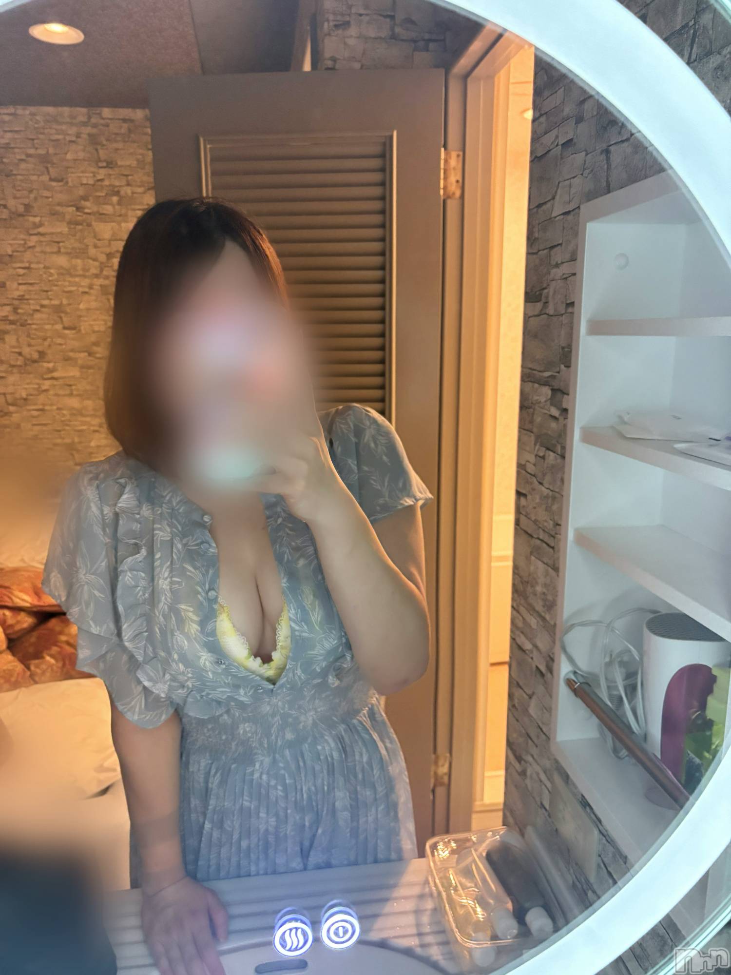 長岡デリヘル長岡人妻市(ナガオカヒトヅマイチ)めい★プルプルの唇&ロリ顔(31)の2025年9月20日写メブログ「二度寝だいすき」