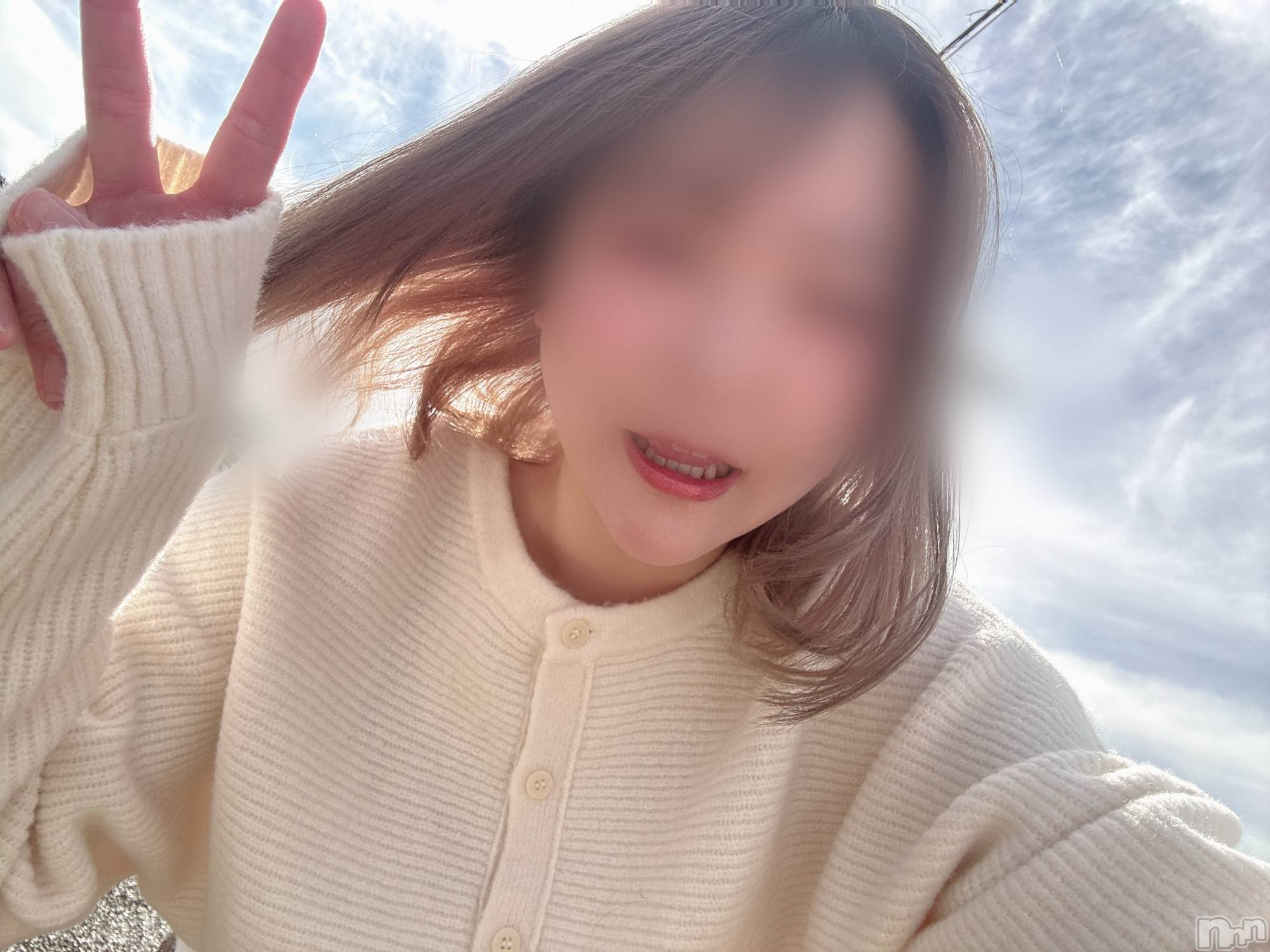 長岡デリヘル長岡人妻市(ナガオカヒトヅマイチ)めい★プルプルの唇&ロリ顔(31)の2025年11月6日写メブログ「ハリーポッターの杖欲しい」