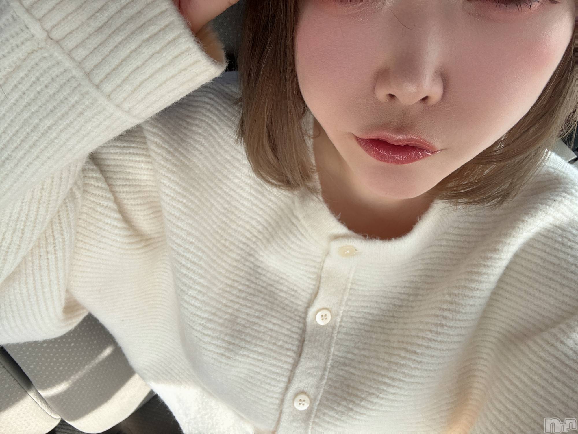 長岡デリヘル長岡人妻市(ナガオカヒトヅマイチ)めい★プルプルの唇&ロリ顔(31)の2025年11月11日写メブログ「ナマがすきだよ？」