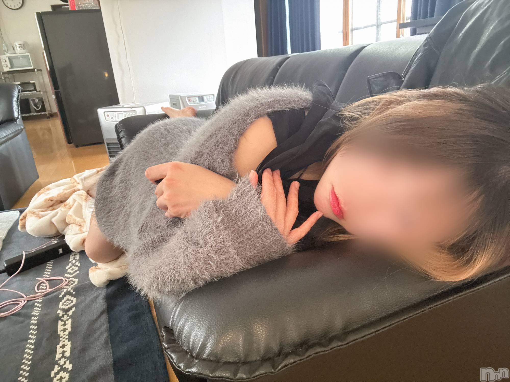 長岡デリヘル長岡人妻市(ナガオカヒトヅマイチ)めい★プルプルの唇&ロリ顔(31)の2025年11月29日写メブログ「ぐりどる」