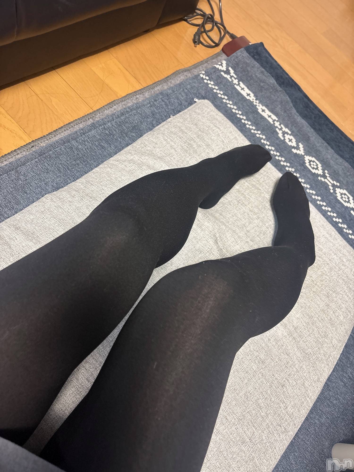 長岡デリヘル長岡人妻市(ナガオカヒトヅマイチ)めい★プルプルの唇&ロリ顔(31)の2025年11月29日写メブログ「真っ黒タイツ」