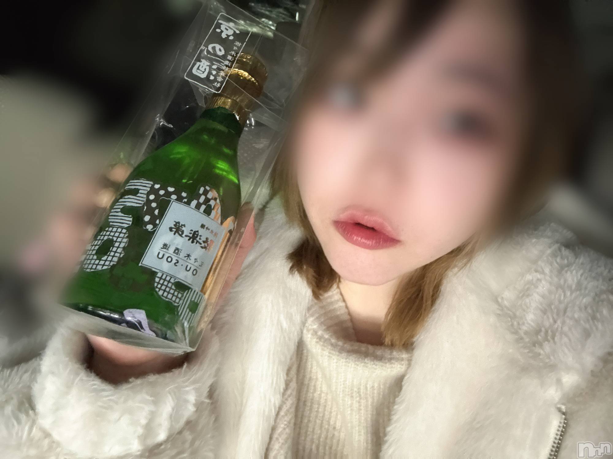 長岡デリヘル長岡人妻市(ナガオカヒトヅマイチ)めい★プルプルの唇&ロリ顔(31)の2026年1月6日写メブログ「つらいことがありました」