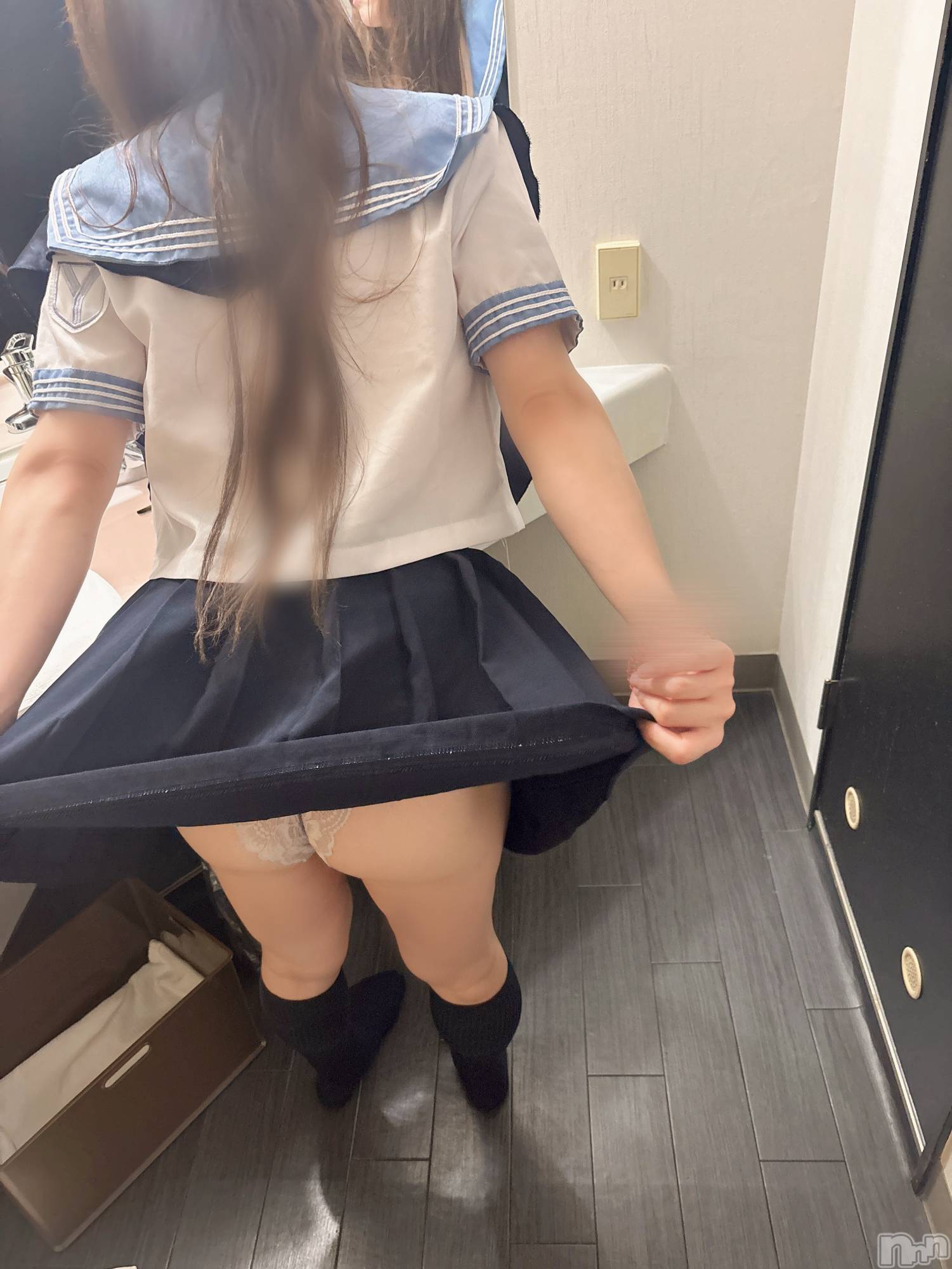 長岡デリヘル長岡人妻市(ナガオカヒトヅマイチ)めい★プルプルの唇&ロリ顔(31)の2026年1月27日写メブログ「くつろぎすぎだから」