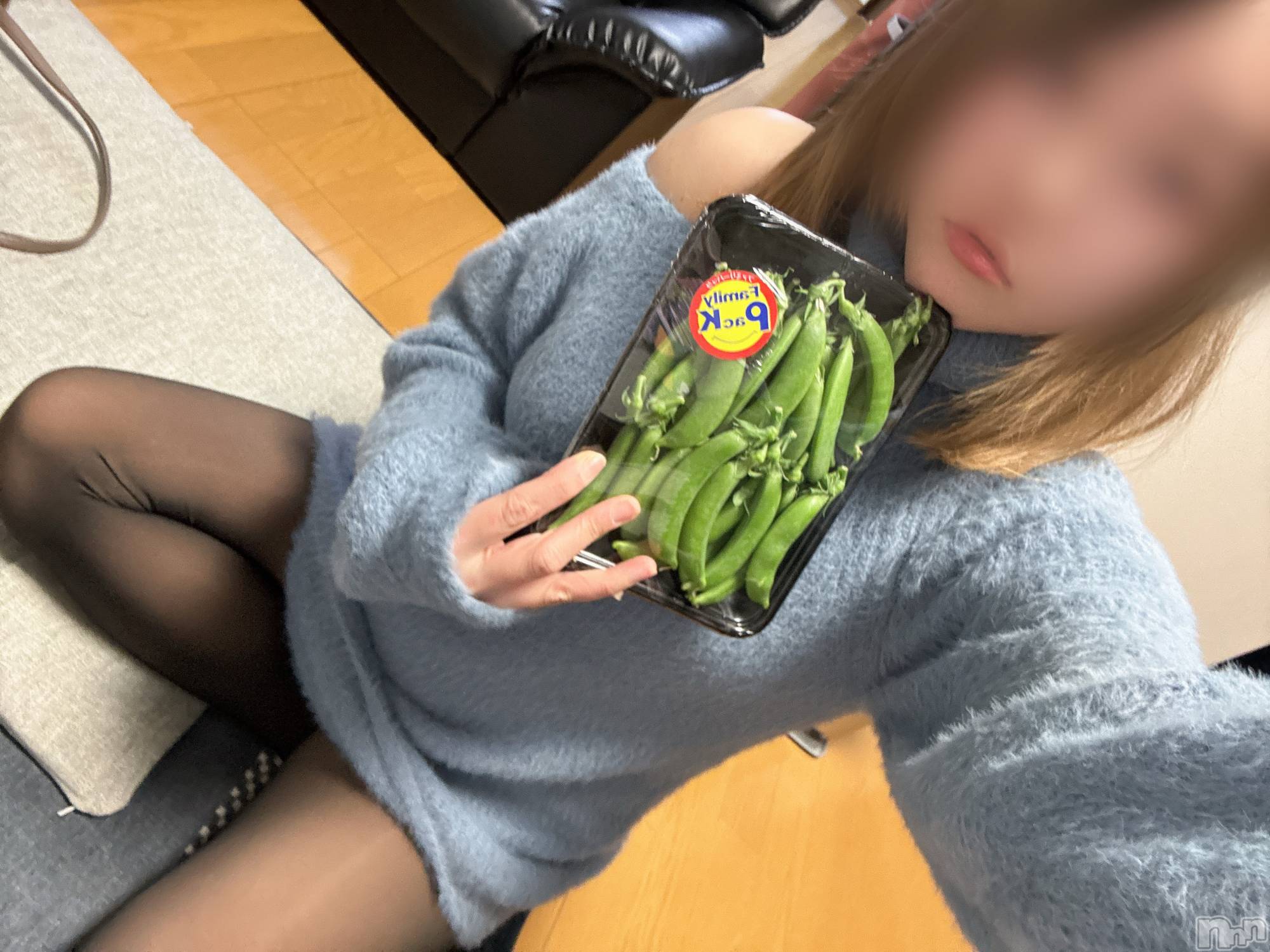 長岡デリヘル長岡人妻市(ナガオカヒトヅマイチ)めい★プルプルの唇&ロリ顔(31)の2026年2月1日写メブログ「スナップ」