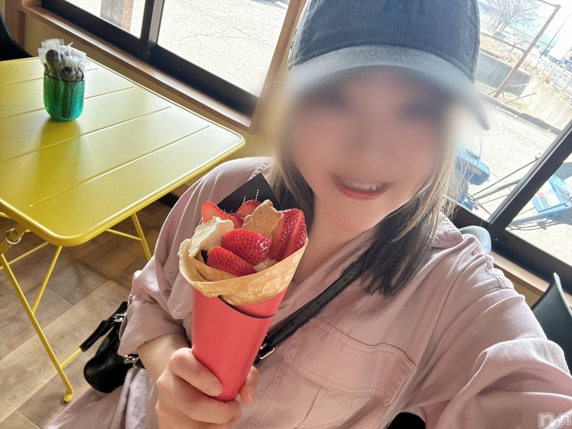 長岡デリヘル長岡人妻市(ナガオカヒトヅマイチ)めい★プルプルの唇&ロリ顔(31)の2026年4月1日写メブログ「満開が楽しみだね」