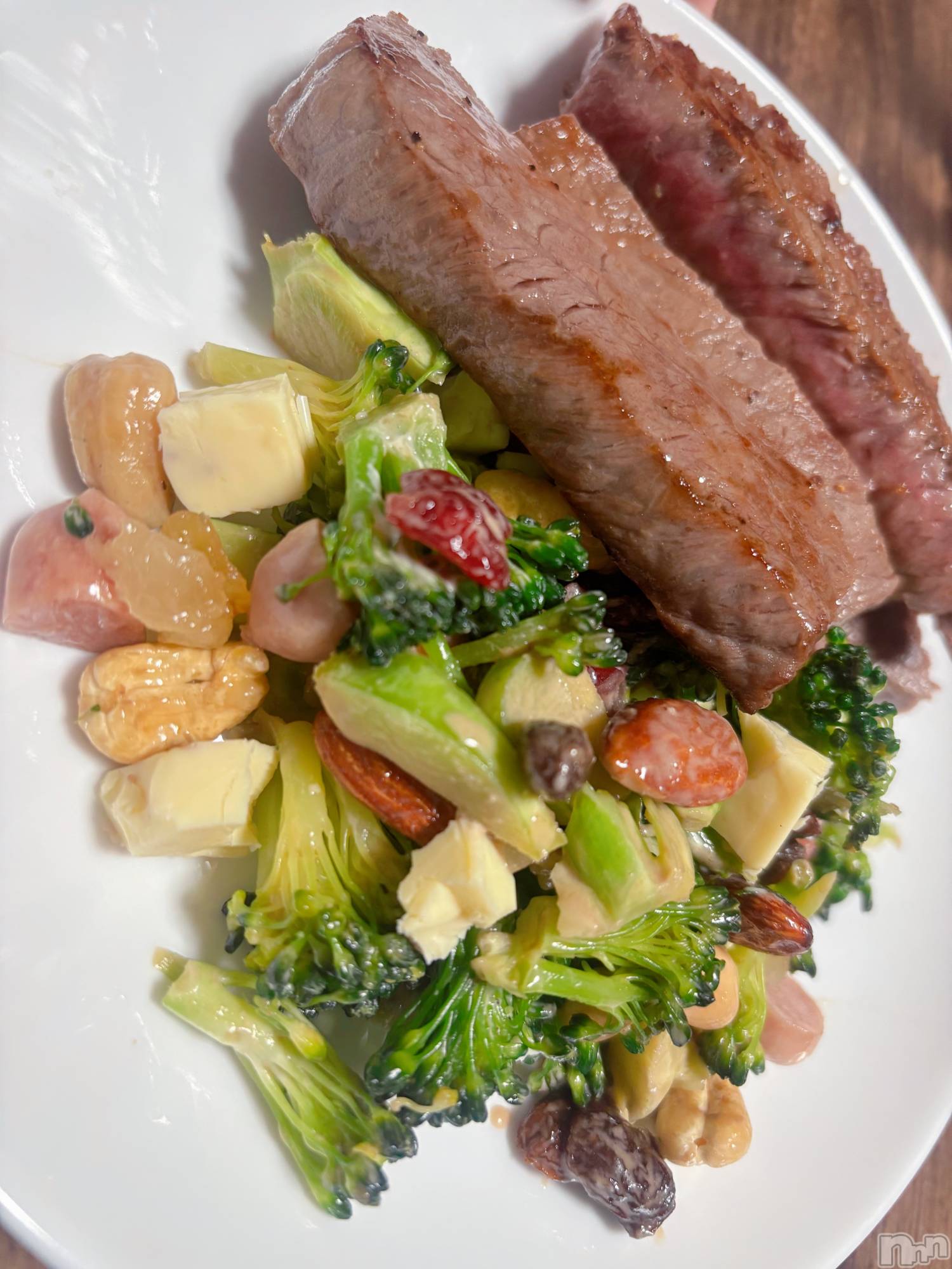 長岡デリヘル長岡人妻市(ナガオカヒトヅマイチ)めい★プルプルの唇&ロリ顔(31)の2026年4月6日写メブログ「ナマでいきます」