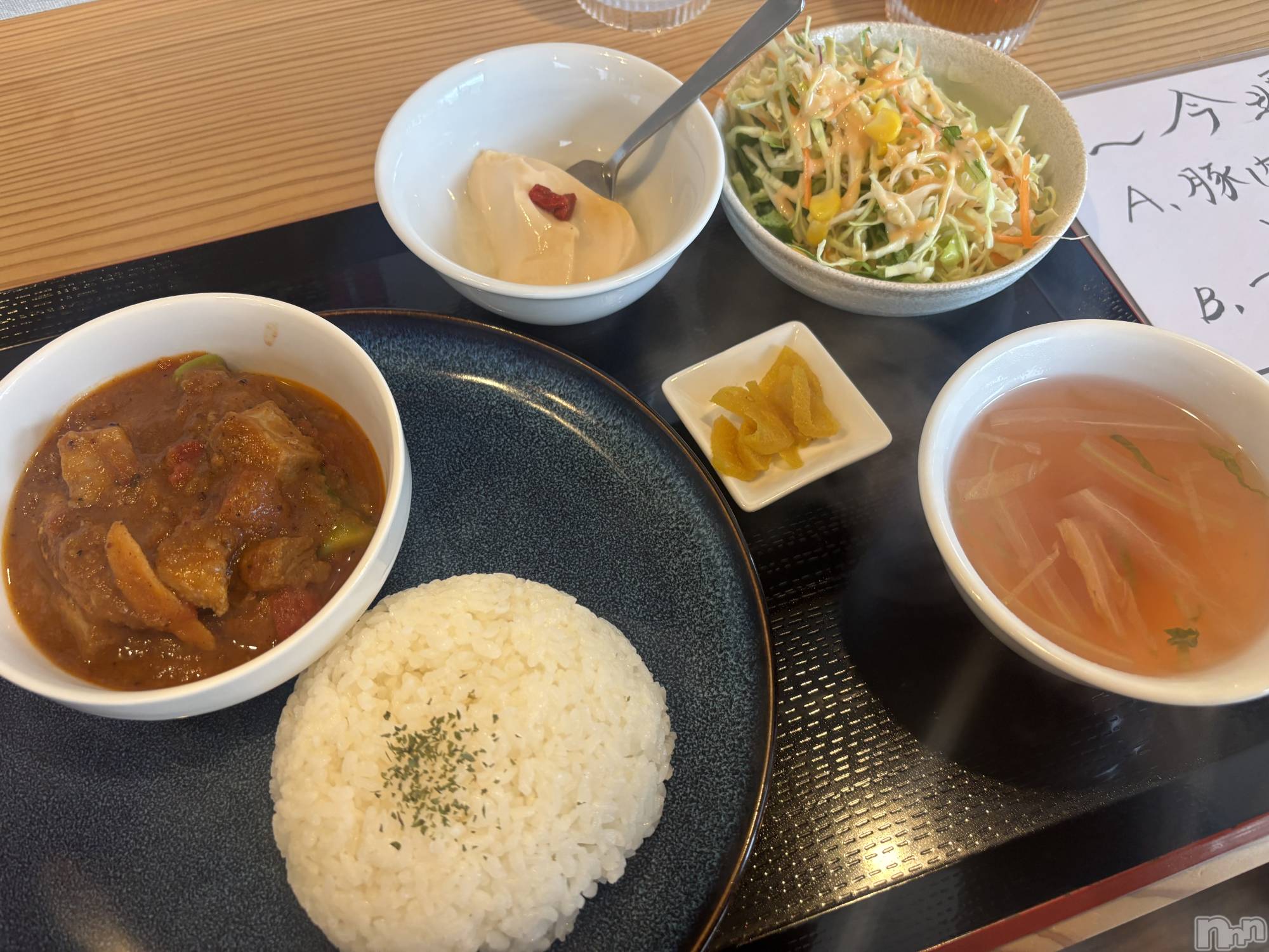 長岡デリヘル長岡人妻市(ナガオカヒトヅマイチ)めい★プルプルの唇&ロリ顔(31)の2026年4月11日写メブログ「日本式杏仁豆腐」