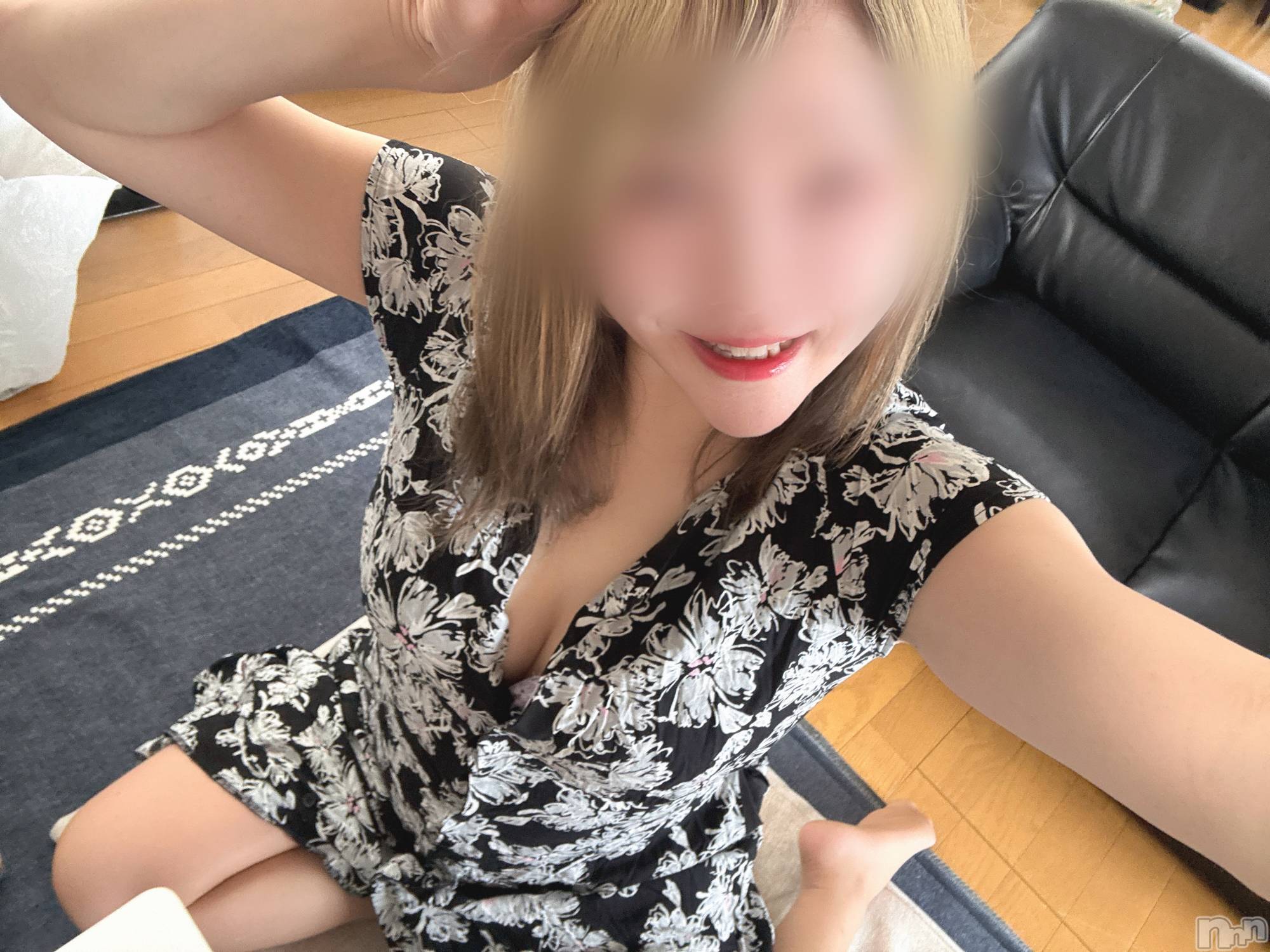 長岡デリヘル長岡人妻市(ナガオカヒトヅマイチ)めい★プルプルの唇&ロリ顔(31)の2026年5月1日写メブログ「間違えた人🙋‍♀️」