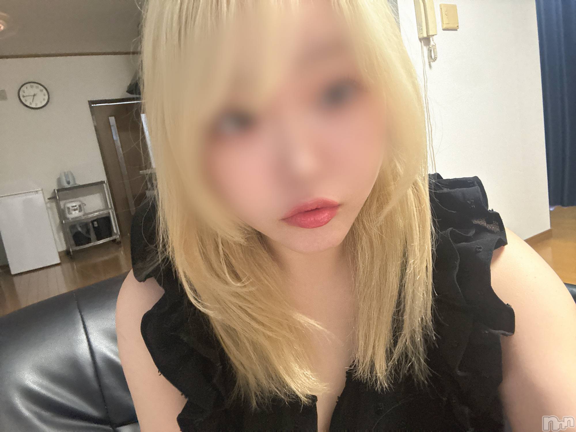 長岡デリヘル長岡人妻市(ナガオカヒトヅマイチ)めい★プルプルの唇とロリ顔(31)の2026年6月30日写メブログ「全人類」