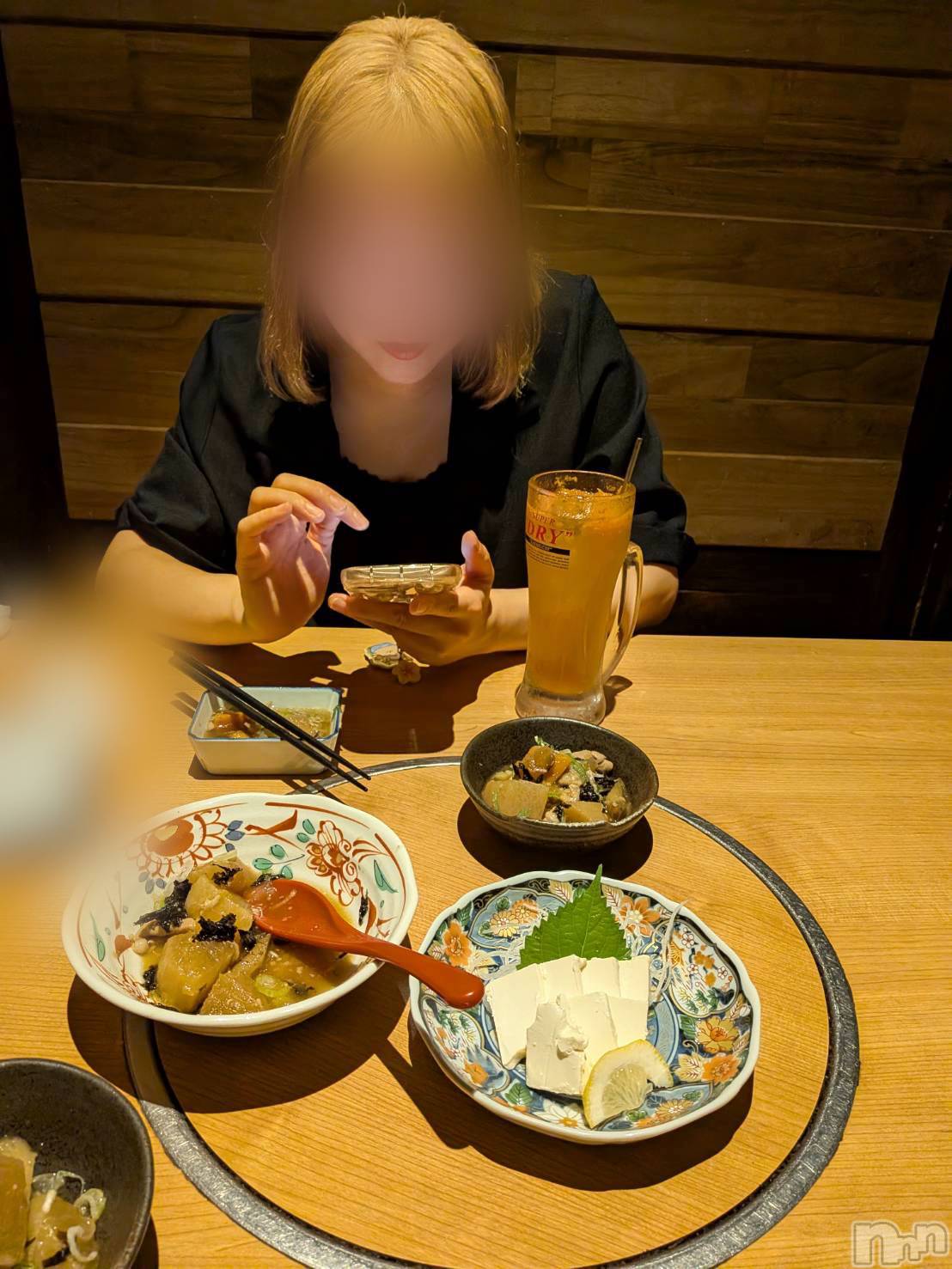 長岡デリヘル長岡人妻市(ナガオカヒトヅマイチ)めい★プルプルの唇とロリ顔(31)の2026年9月15日写メブログ「薔薇」