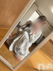 長岡デリヘル長岡人妻市(ナガオカヒトヅマイチ) めい★プルプルの唇&ロリ顔(31)の4月25日写メブログ「おやすみ😴💕」