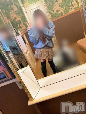 長岡デリヘル 長岡人妻市(ナガオカヒトヅマイチ) めい★プルプルの唇&ロリ顔(31)の3月30日写メブログ「くるりん👀💕」