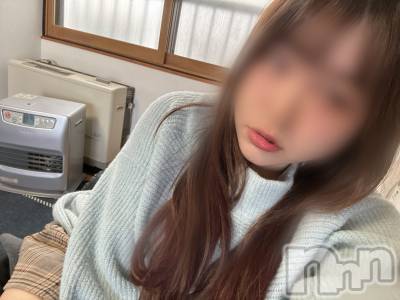 長岡デリヘル 長岡人妻市(ナガオカヒトヅマイチ) めい★プルプルの唇&ロリ顔(31)の4月8日写メブログ「おやすみ😴💕」