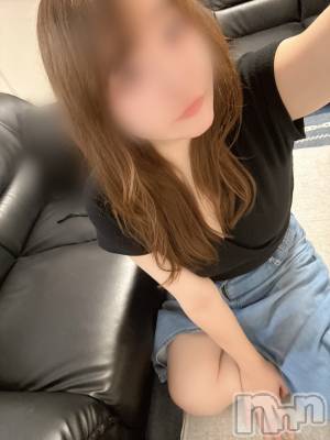 長岡デリヘル 長岡人妻市(ナガオカヒトヅマイチ) めい★プルプルの唇&ロリ顔(31)の9月19日写メブログ「ロングにスリットかわちい」