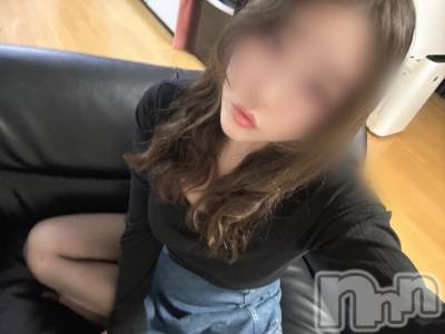 長岡デリヘル 長岡人妻市(ナガオカヒトヅマイチ) めい★プルプルの唇&ロリ顔(31)の2月8日写メブログ「ホワイト」