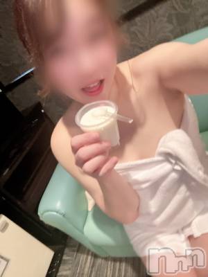 長岡デリヘル 長岡人妻市(ナガオカヒトヅマイチ) めい★プルプルの唇&ロリ顔(31)の2月10日写メブログ「ここはパリ」