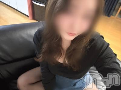 めい★プルプルの唇&ロリ顔(31) 身長157cm、スリーサイズB83(D).W60.H84。 長岡人妻市在籍。