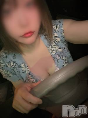 長岡デリヘル 長岡人妻市(ナガオカヒトヅマイチ) めい★プルプルの唇&ロリ顔(31)の5月19日写メブログ「出勤しました🙋‍♀️❤️」