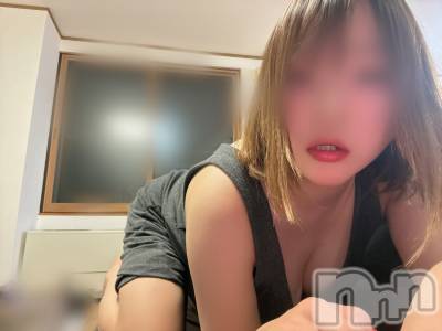 長岡デリヘル 長岡人妻市(ナガオカヒトヅマイチ) めい★プルプルの唇&ロリ顔(31)の6月25日写メブログ「出勤しました🙆‍♀️❤️」