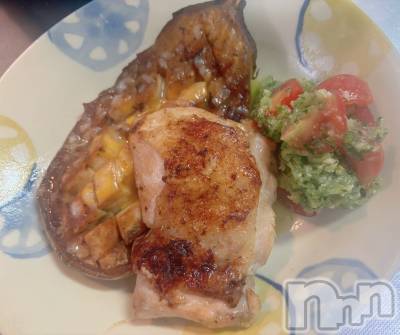 長岡デリヘル 長岡人妻市(ナガオカヒトヅマイチ) めい★プルプルの唇&ロリ顔(31)の7月19日写メブログ「めいめいごはん」